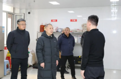 <b>进一步加强风险认识、义务意</b>